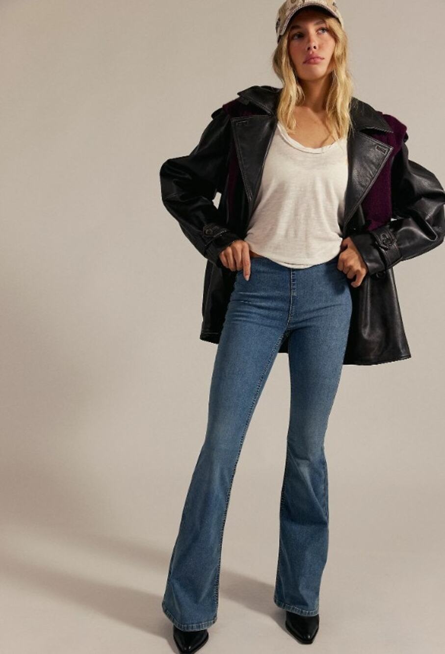 NWT-Free People We the Free Penny Pull On Flare Jeans, Size 28